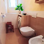 Living Vegova-with Parking شقة ليوبليانا