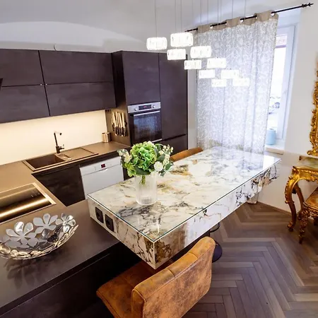 公寓 Living Vegova-with Parking *