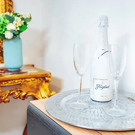 Living Vegova-with Parking 公寓 卢布尔雅那