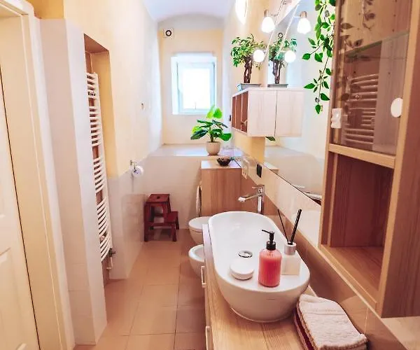 Living Vegova-with Parking