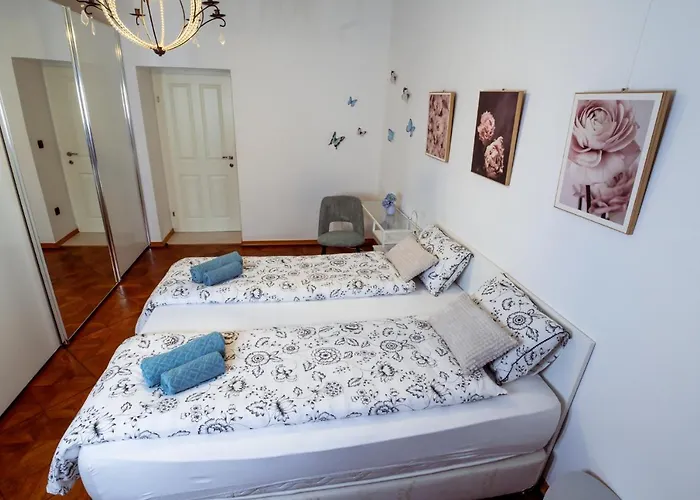 Living Vegova-with Parking * 卢布尔雅那